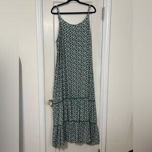 Ava & Viv Floral Green Maxi Dress